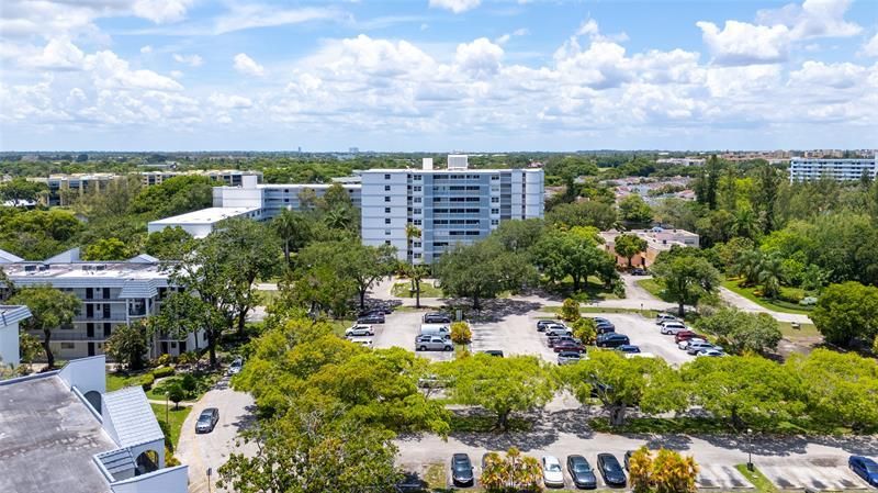 3301 Spanish Moss Terrace, Unit 705, Lauderhill, FL 33319 Photo