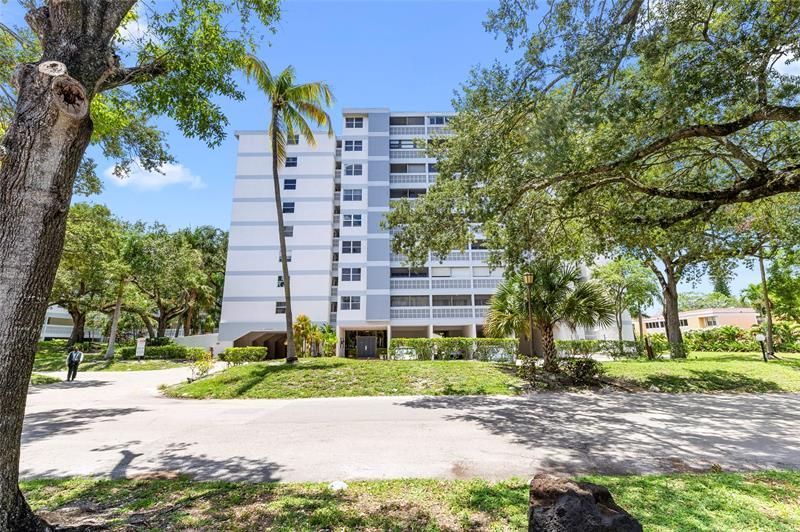3301 Spanish Moss Terrace, Unit 705, Lauderhill, FL 33319 Photo