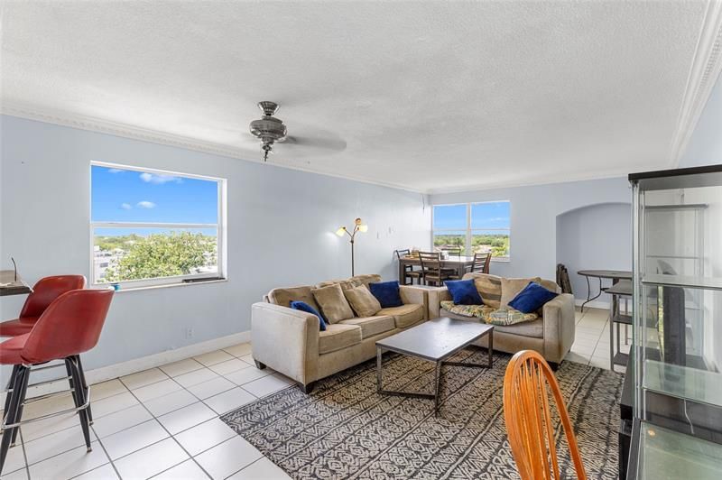 3301 Spanish Moss Terrace, Unit 705, Lauderhill, FL 33319 Photo