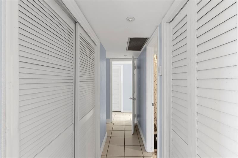 3301 Spanish Moss Terrace, Unit 705, Lauderhill, FL 33319 Photo