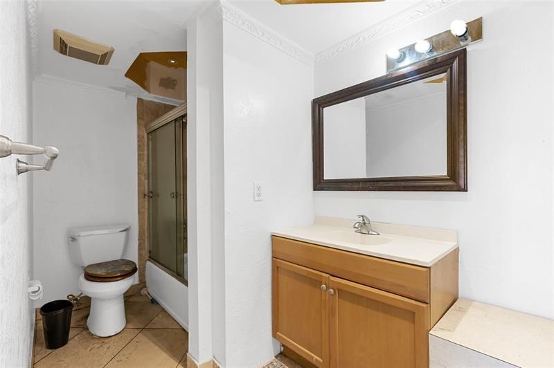 3301 Spanish Moss Terrace, Unit 705, Lauderhill, FL 33319 Photo