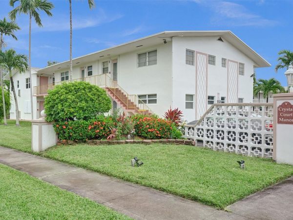 1300 N 12th Court, Unit 4B, Hollywood, FL 33019