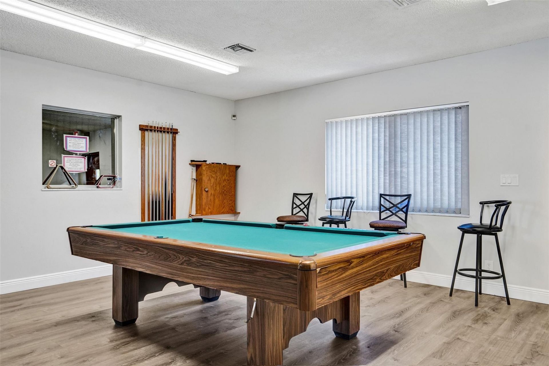 1300 N 12th Court, Unit 4B, Hollywood, FL 33019 Photo