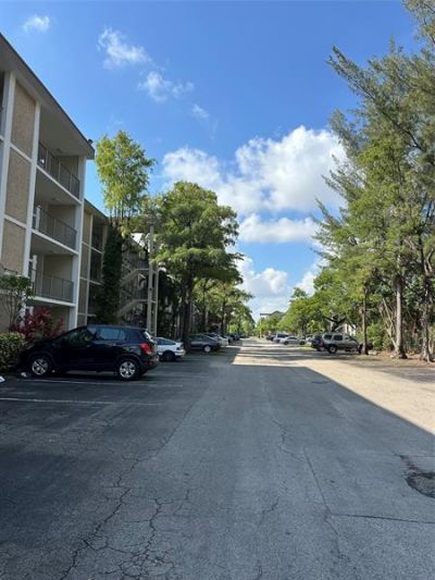 2998 NW 48th Terrace, Unit 327, Lauderdale Lakes, FL 33313 Photo