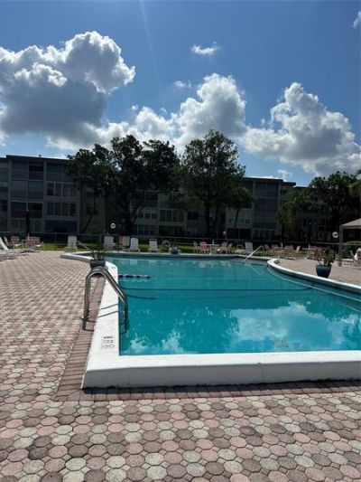 2998 NW 48th Terrace, Unit 327, Lauderdale Lakes, FL 33313 Photo