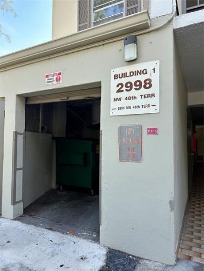 2998 NW 48th Terrace, Unit 327, Lauderdale Lakes, FL 33313 Photo