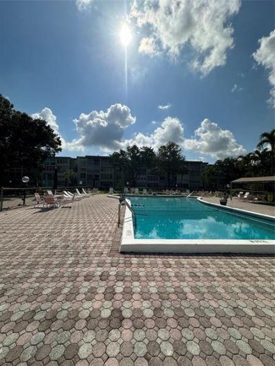 2998 NW 48th Terrace, Unit 327, Lauderdale Lakes, FL 33313 Photo