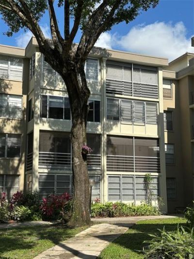 2998 NW 48th Terrace, Unit 327, Lauderdale Lakes, FL 33313 Photo