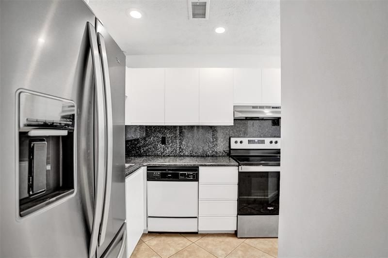 1415 S Miami Road, Unit B, Fort Lauderdale, FL 33316 Photo