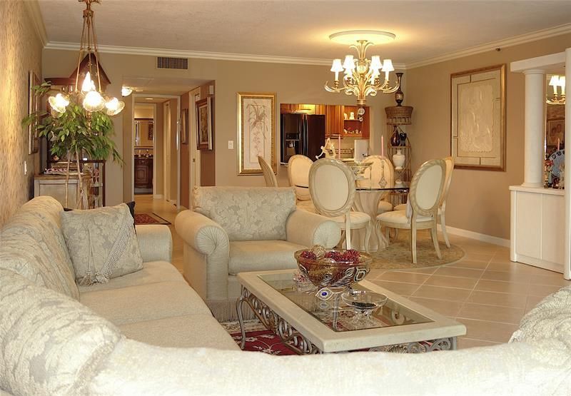 3507 Oaks Way, Unit 307, Pompano Beach, FL 33069 Photo