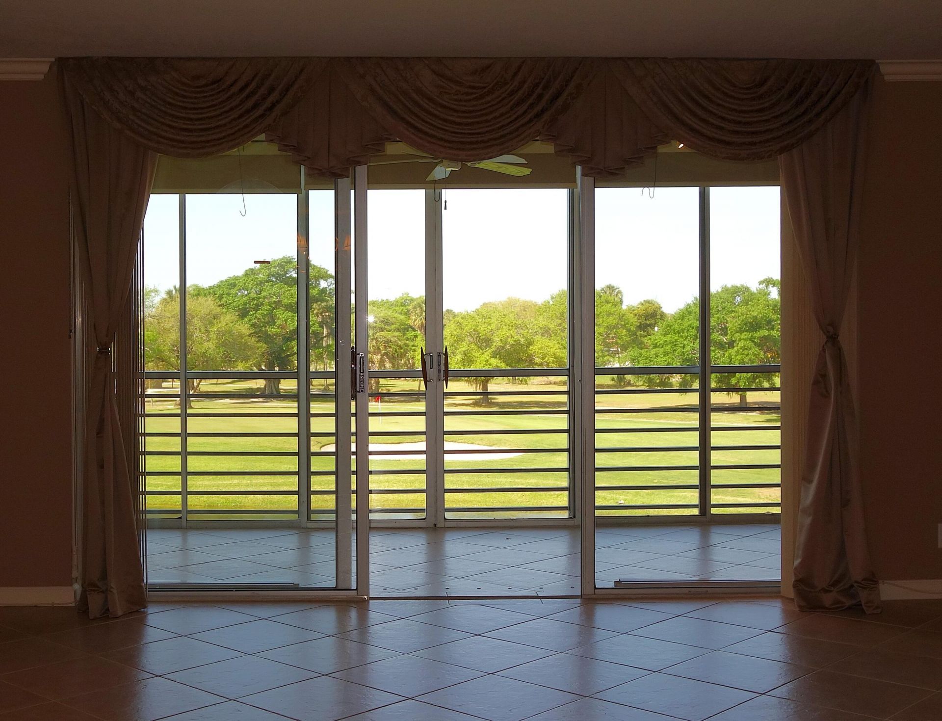 3507 Oaks Way, Unit 307, Pompano Beach, FL 33069 Photo