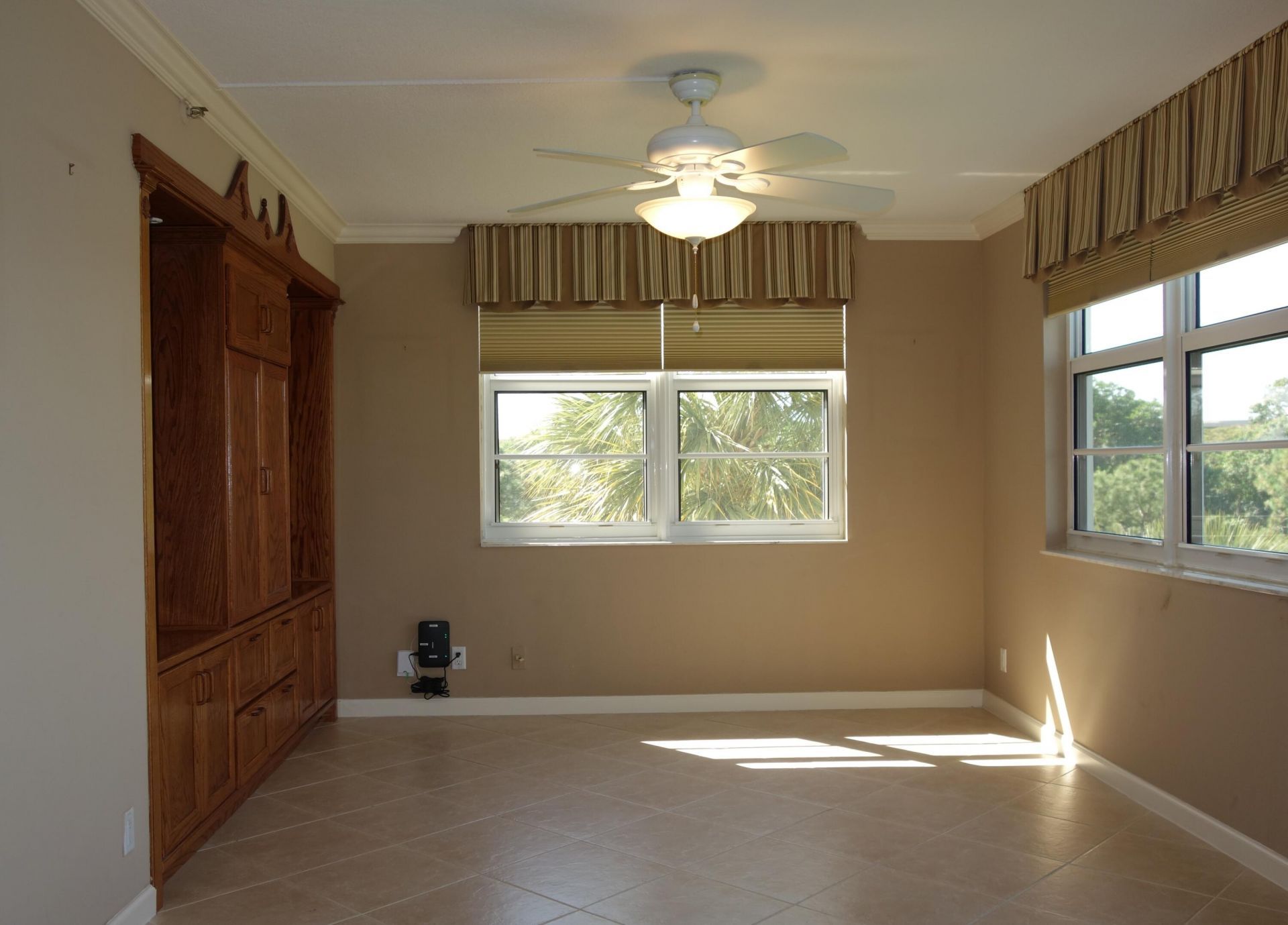 3507 Oaks Way, Unit 307, Pompano Beach, FL 33069 Photo