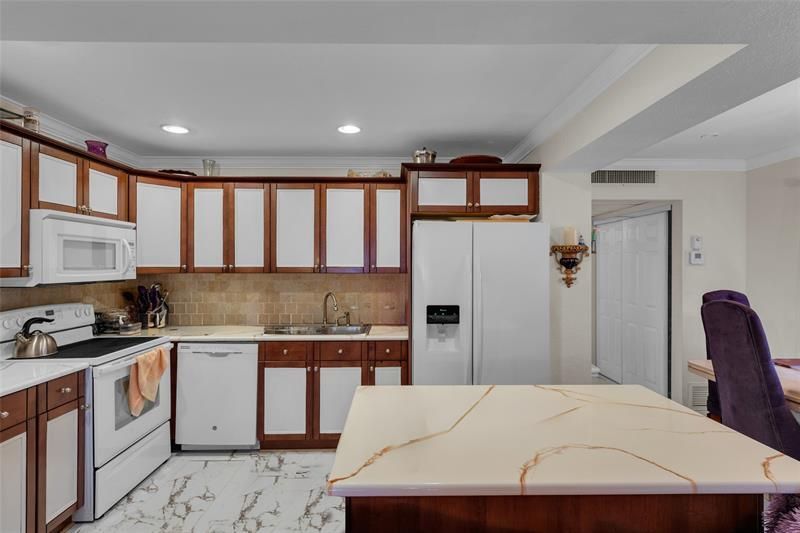 334 Brittany G, Unit 334, Delray Beach, FL 33446 Photo
