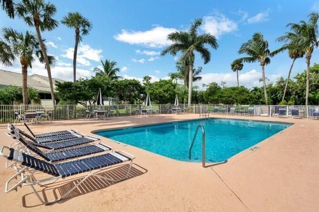676 W Palm Aire Drive, Pompano Beach, FL 33069 Photo