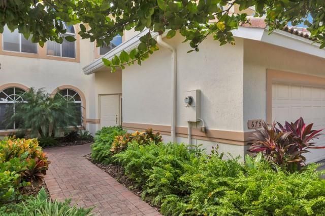 676 W Palm Aire Drive, Pompano Beach, FL 33069 Photo
