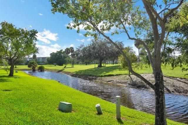 676 W Palm Aire Drive, Pompano Beach, FL 33069 Photo