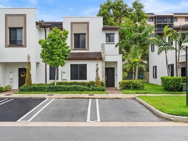 340 NE 208th Ter, Unit 340, Miami, FL 33179