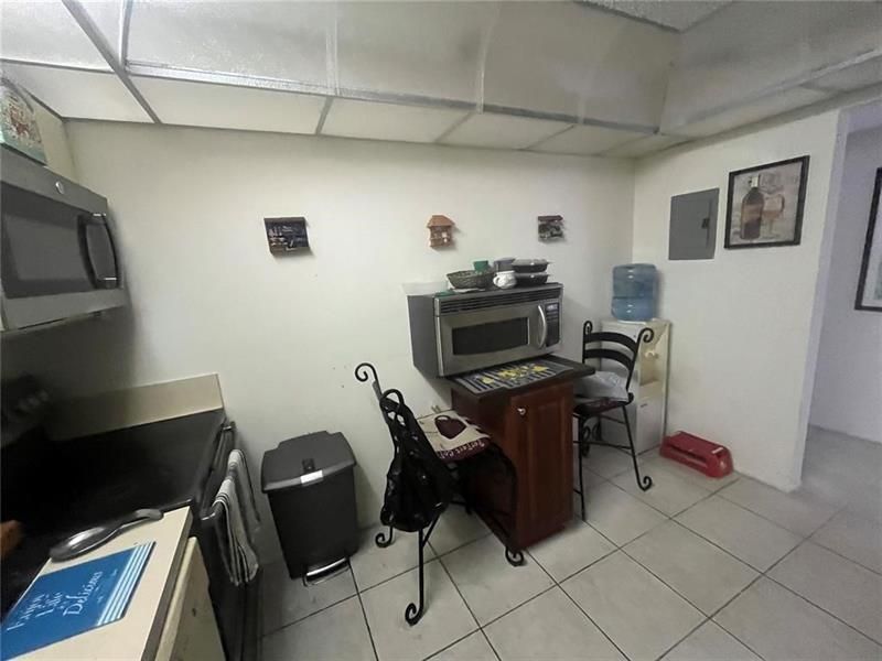 200 Leslie Drive, Unit 324, Hallandale Beach, FL 33009 Photo
