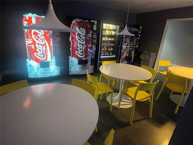 200 Leslie Drive, Unit 324, Hallandale Beach, FL 33009 Photo