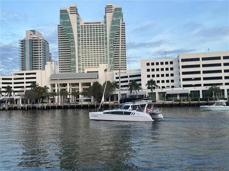 200 Leslie Drive, Unit 324, Hallandale Beach, FL 33009 Photo