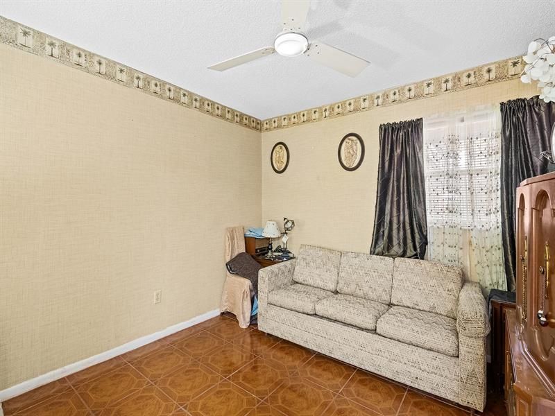 2840 Somerset Drive, Unit 317M, Lauderdale Lakes, FL 33311 Photo