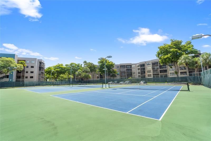 900 Colony Point Circle, Unit 511, Pembroke Pines, FL 33026 Photo