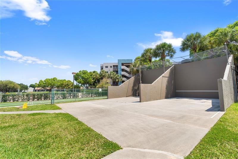 900 Colony Point Circle, Unit 511, Pembroke Pines, FL 33026 Photo
