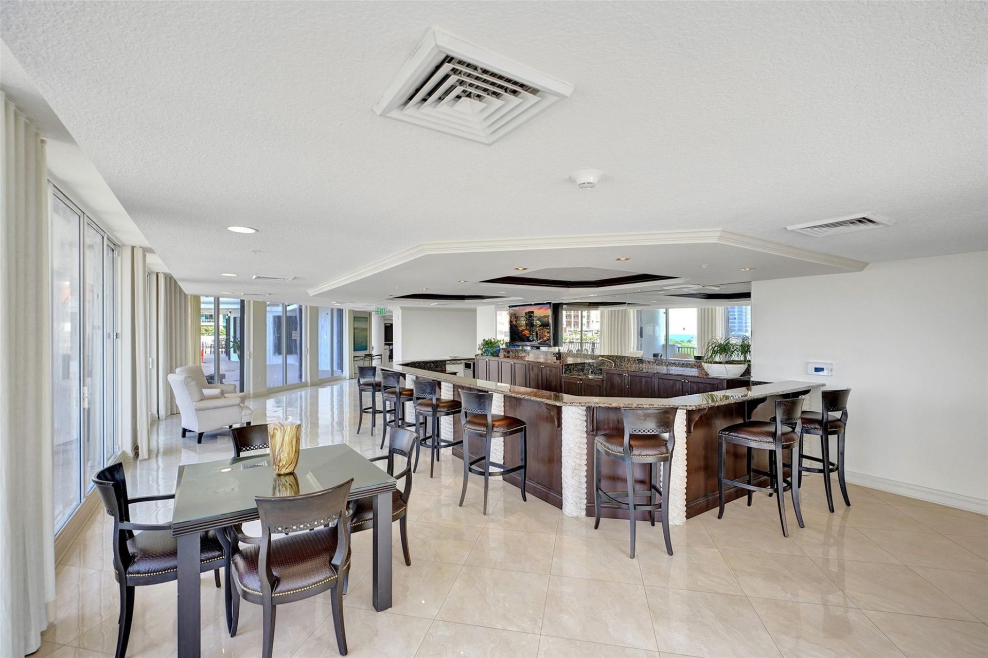 100 S Birch Road, Unit 2705, Fort Lauderdale, FL 33316 Photo