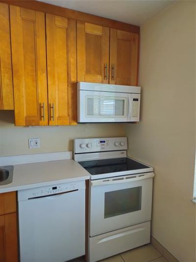 7500 NW 5th Place, Unit 201, Margate, FL 33063 Photo