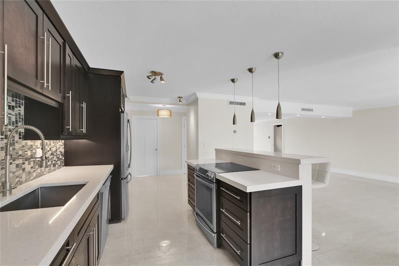 250 E Royal Palm Rd, Unit 2A, Boca Raton, FL 33432 Photo