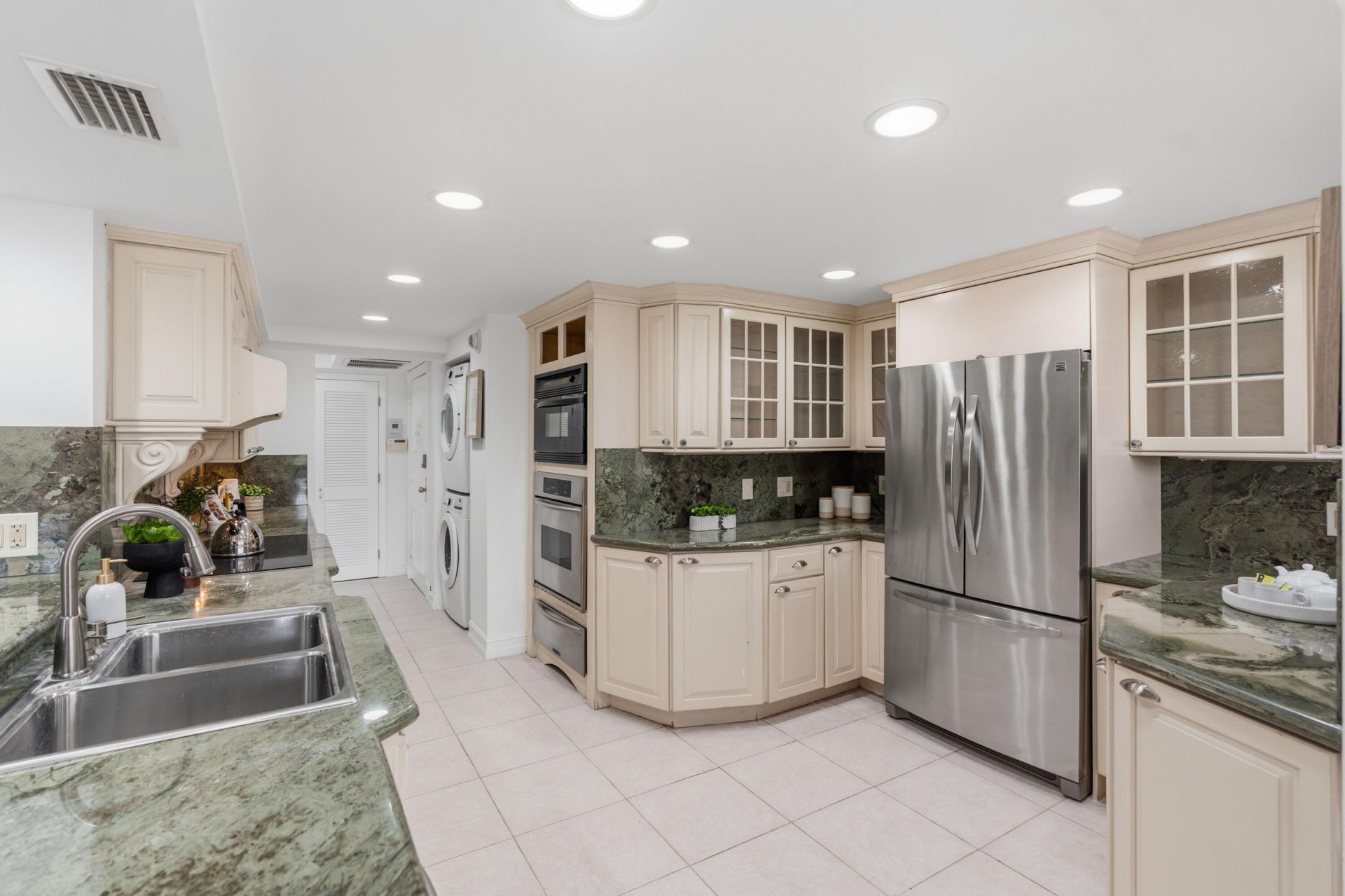 4900 N Ocean Boulevard, Unit 317, Lauderdale by the Sea, FL 33308 Photo