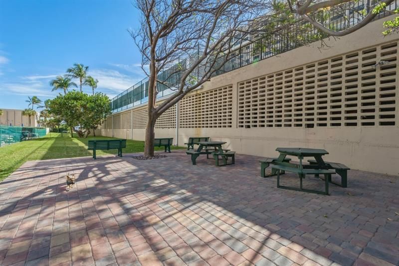 4900 N Ocean Boulevard, Unit 317, Lauderdale by the Sea, FL 33308 Photo