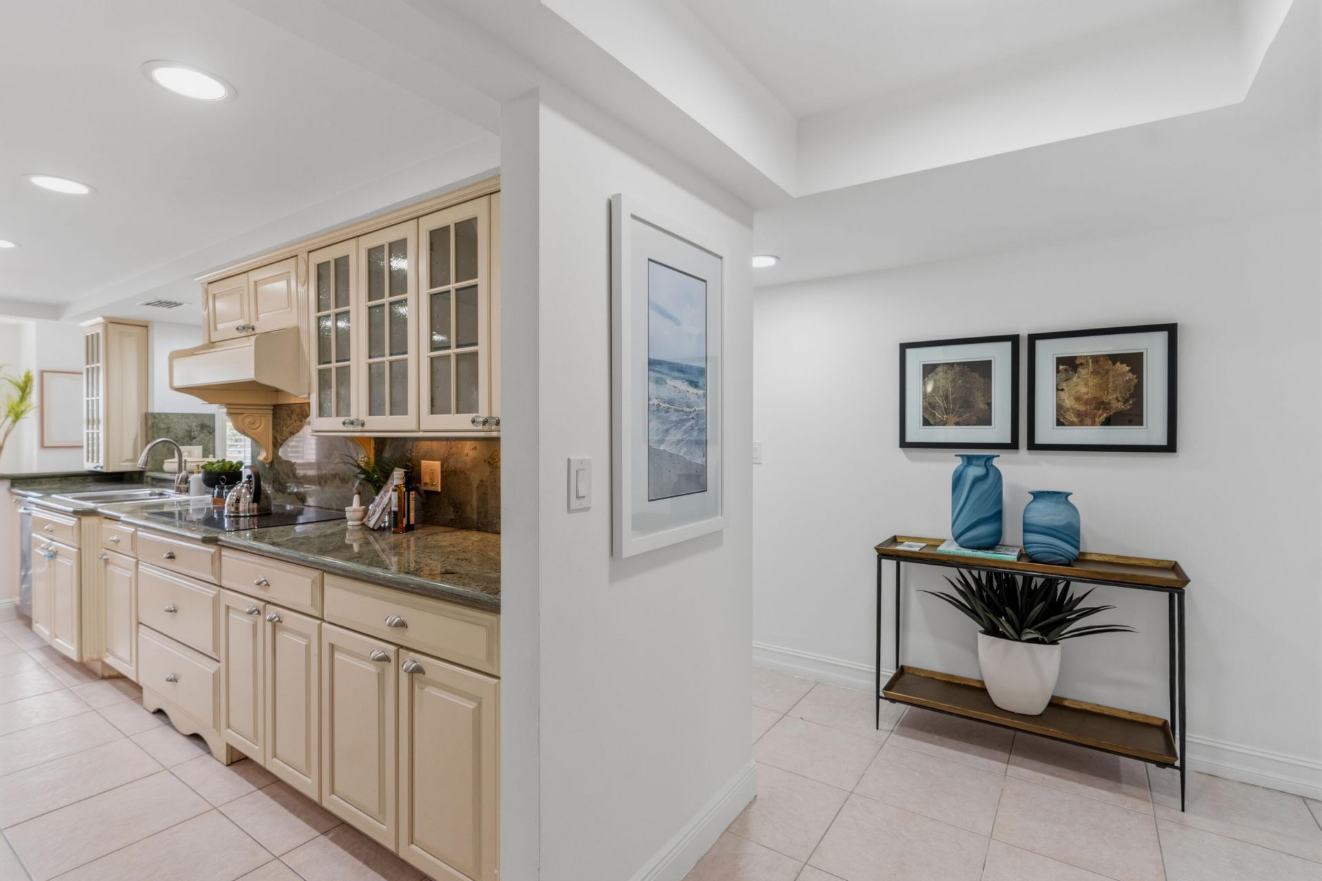 4900 N Ocean Boulevard, Unit 317, Lauderdale by the Sea, FL 33308 Photo
