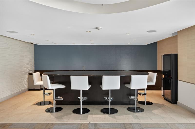 950 Brickell Bay Dr, Unit 5205, Miami, FL 33131 Photo