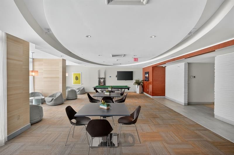 950 Brickell Bay Dr, Unit 5205, Miami, FL 33131 Photo