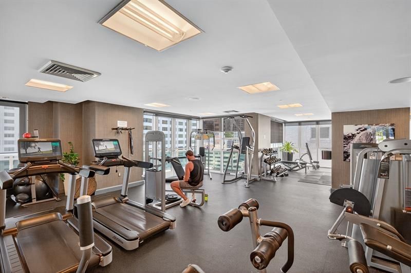 950 Brickell Bay Dr, Unit 5205, Miami, FL 33131 Photo