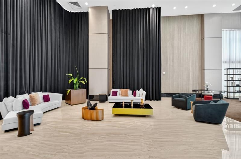 950 Brickell Bay Dr, Unit 5205, Miami, FL 33131 Photo