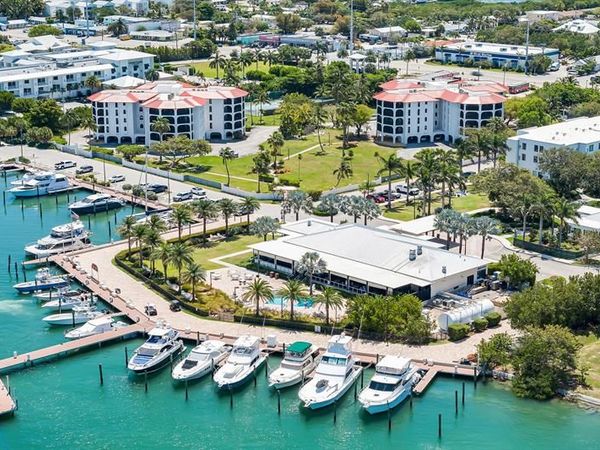 1998 W Overseas Highway, Unit A-4, Marathon, FL 33050