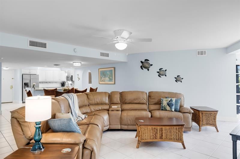 1998 W Overseas Highway, Unit A-4, Marathon, FL 33050 Photo