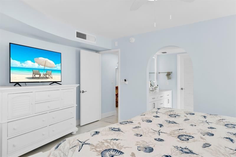 1998 W Overseas Highway, Unit A-4, Marathon, FL 33050 Photo