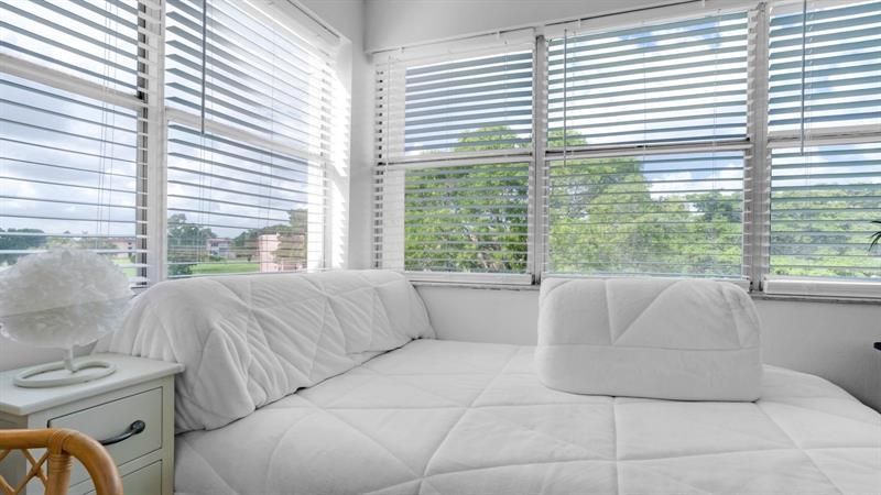 9581 Sunrise Lakes Boulevard, Unit 309, Sunrise, FL 33322 Photo