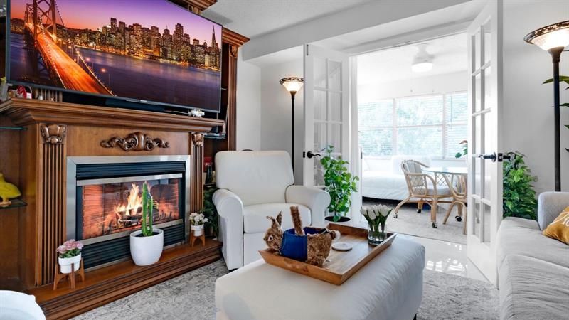 9581 Sunrise Lakes Boulevard, Unit 309, Sunrise, FL 33322 Photo