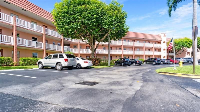 9581 Sunrise Lakes Boulevard, Unit 309, Sunrise, FL 33322 Photo