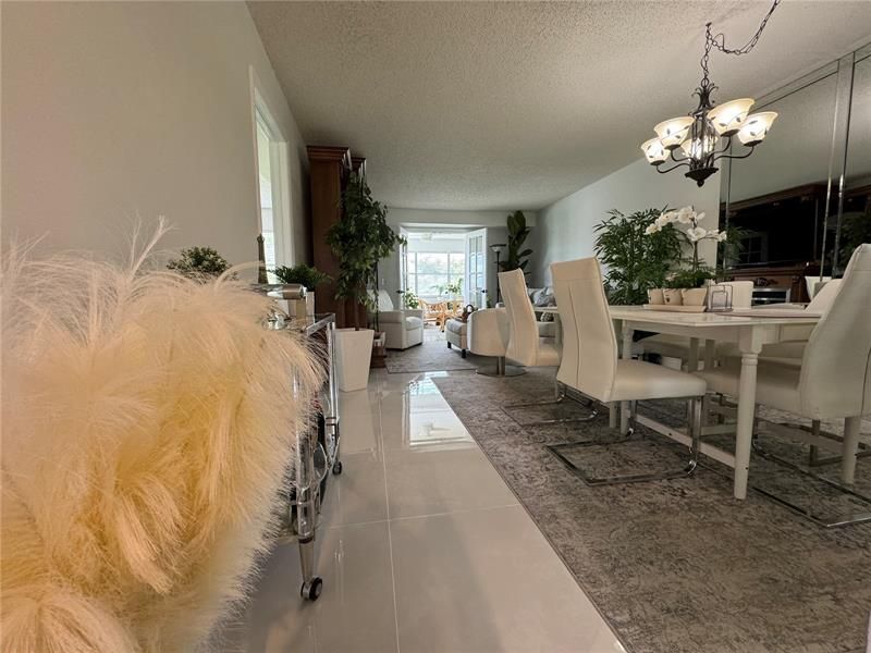 9581 Sunrise Lakes Boulevard, Unit 309, Sunrise, FL 33322 Photo