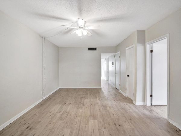 917 NE 16th Avenue, Unit 7, Fort Lauderdale, FL 33304