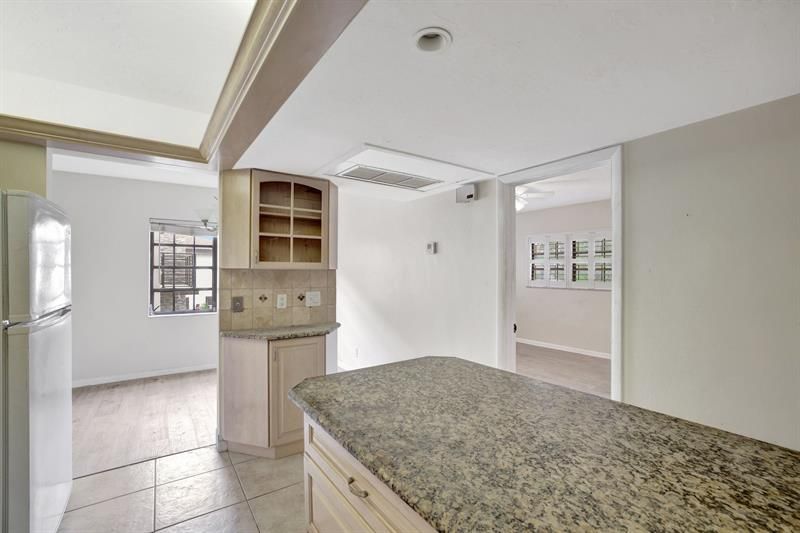 917 NE 16th Ave, Unit 7, Fort Lauderdale, FL 33304 Photo