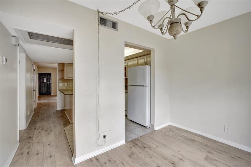 917 NE 16th Ave, Unit 7, Fort Lauderdale, FL 33304 Photo