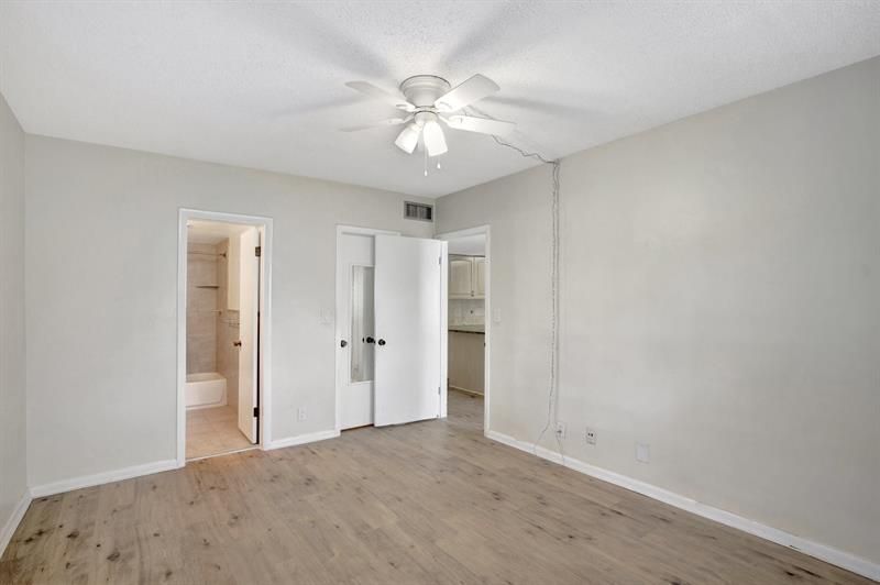 917 NE 16th Ave, Unit 7, Fort Lauderdale, FL 33304 Photo