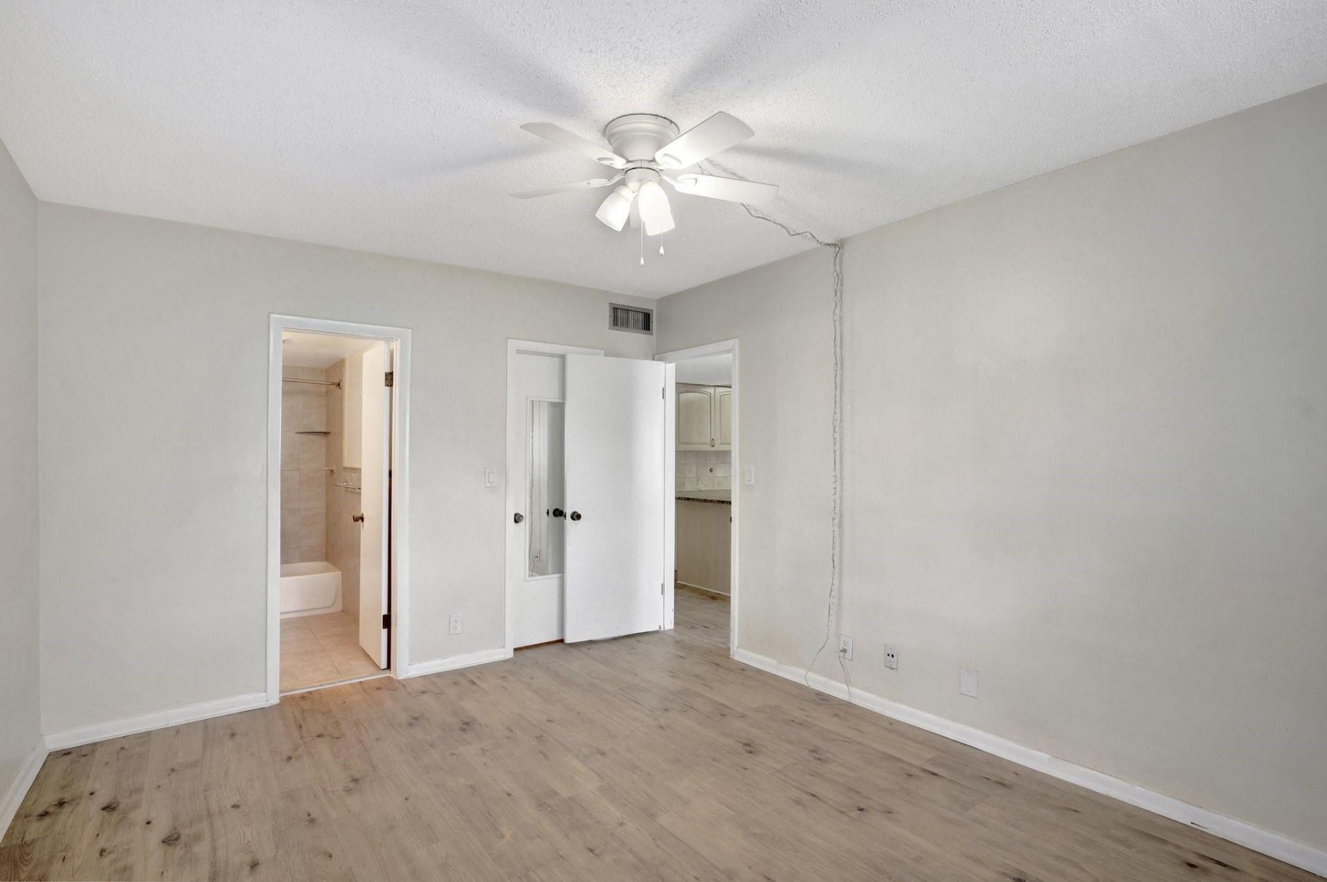 917 NE 16th Avenue, Unit 7, Fort Lauderdale, FL 33304 Photo