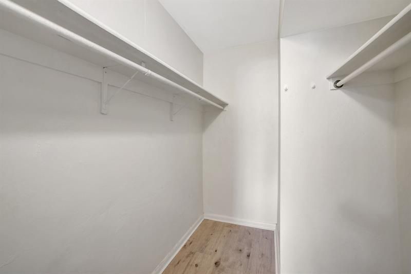 917 NE 16th Ave, Unit 7, Fort Lauderdale, FL 33304 Photo